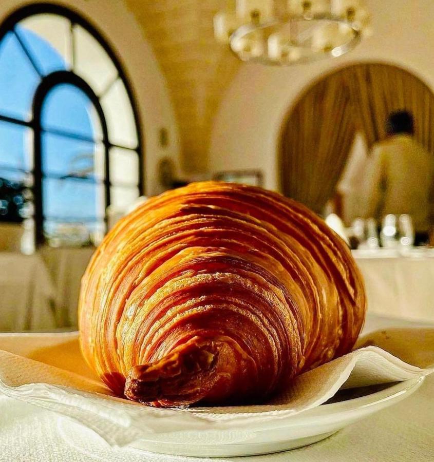 Hotel Saraceno Al Faro Taranto Ngoại thất bức ảnh