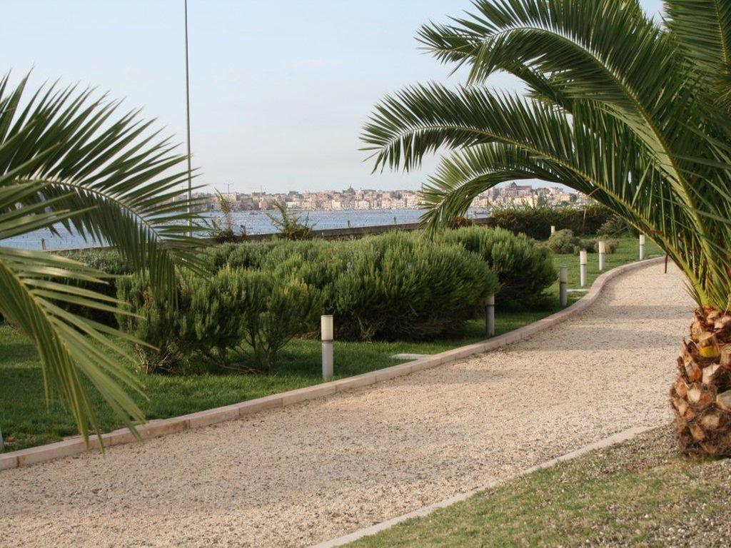 Hotel Saraceno Al Faro Taranto Ngoại thất bức ảnh